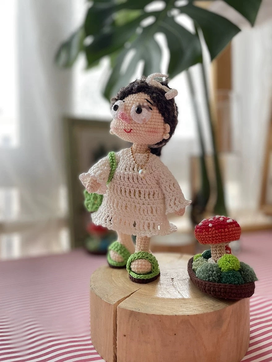 Chic Crochet Doll - “Green Bag Girl” Handmade Kit