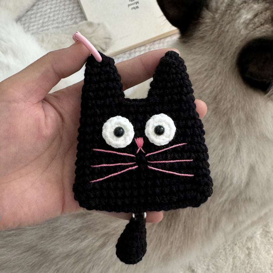 Black Cat Accessory – DIY Crochet Kit